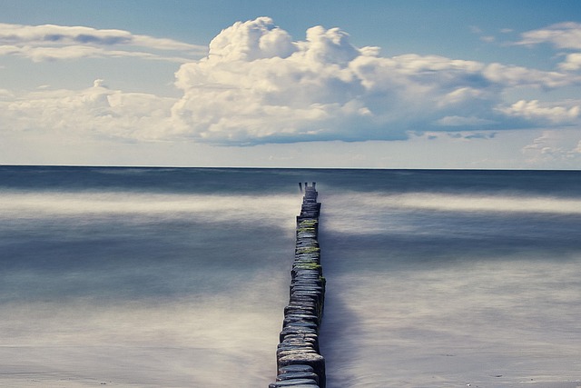 Baltic Coast Villas for Understated Luxury and Soft Sea Light
