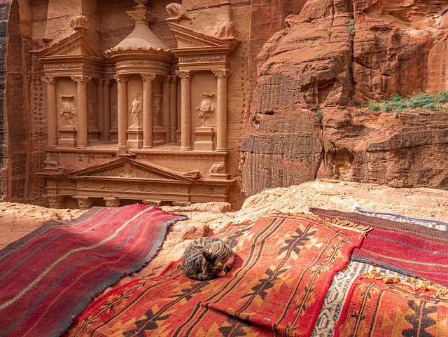 Petra Rooms for Sandstone Days and Candlelit Rest